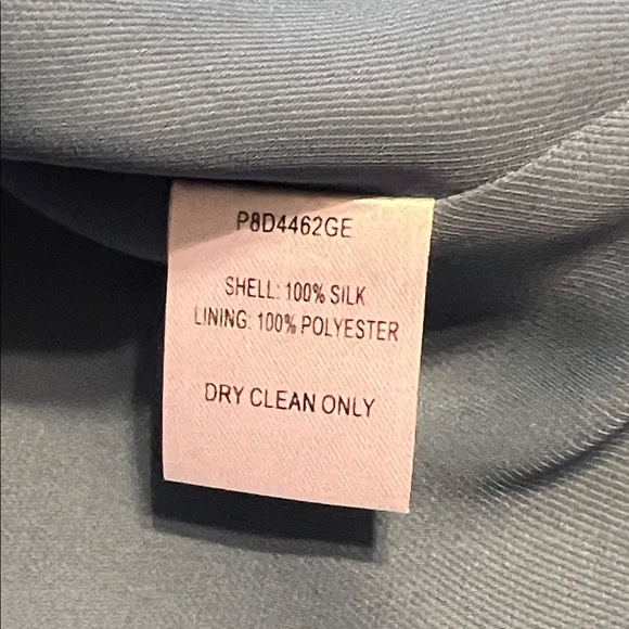 🆕 PARKER Silk Blouse Tank Top - Picture 6 of 8